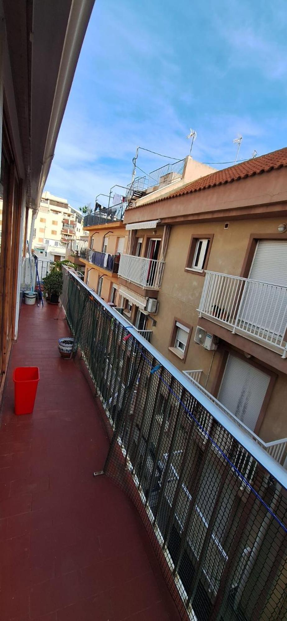 Apartamentos Casa May 2 - Centro Benidorm- Solo Mayores De 30 Anos Y Familias المظهر الخارجي الصورة